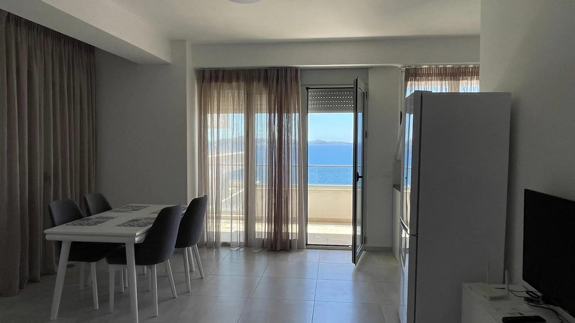 Marin Apartments Saranda Terrace