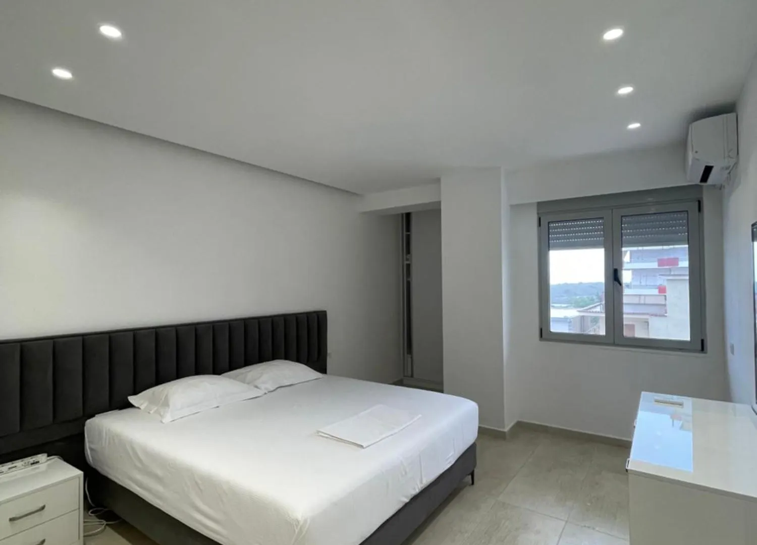 Marin Apartments Saranda Terrace